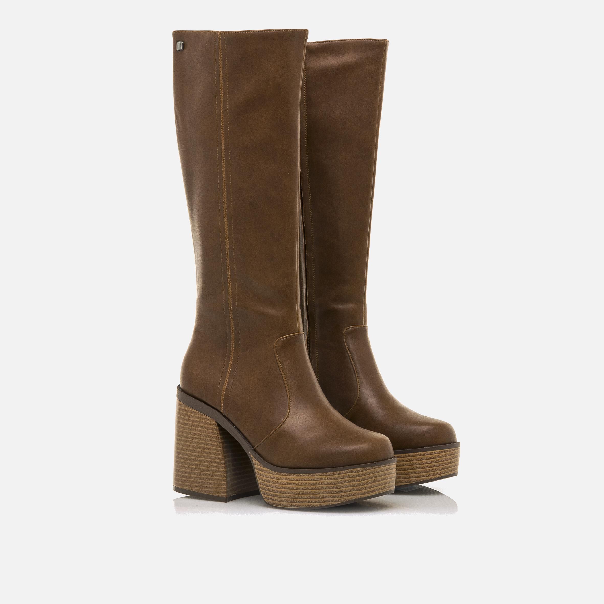 Botas altas marrones best sale